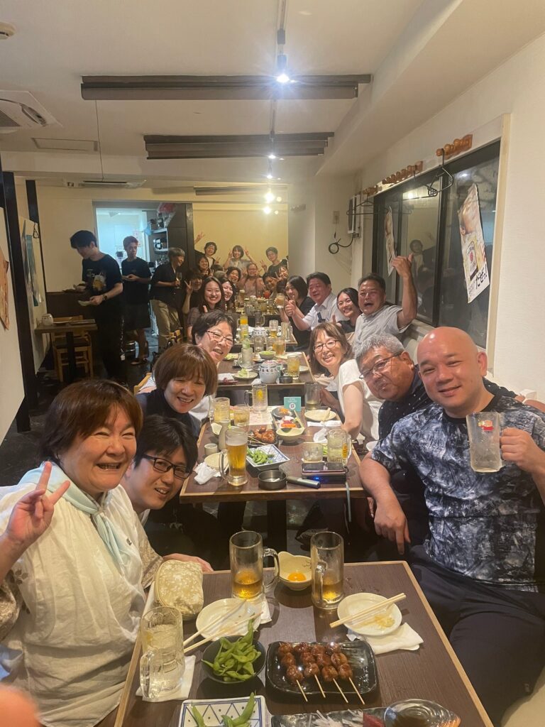 お決まりの懇親会！